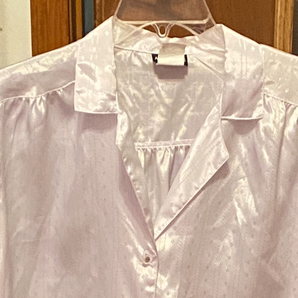 Vintage Ann Chabrol Beautiful White Blouse!! I’m Excellent Condition!!